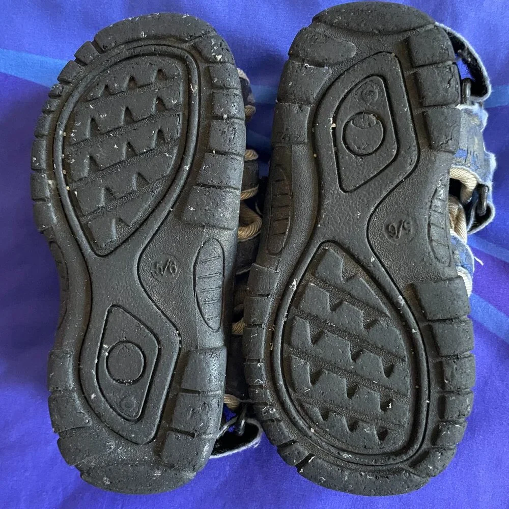 🔥6/$10🔥 Lifeguard Baby Toddler Water Shoes, Size 5/6, Blue